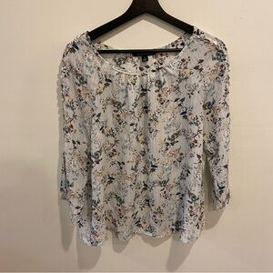 Sheer floral Zac & Rachel top size small button sleeves flowy blouse